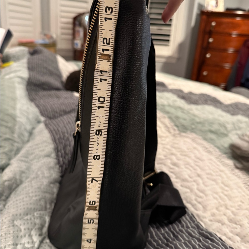 Samsonite Black Leather Backpack - Picture 9 of 12